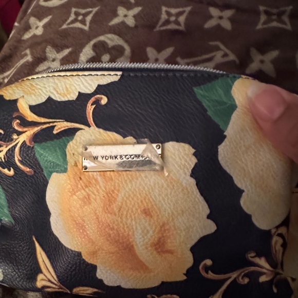 New York & Company Navy Floral Cosmetic Bag with Gold Details - Picture 8 of 11